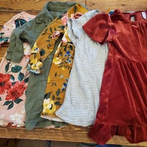 Old Navy 2T dress bundle